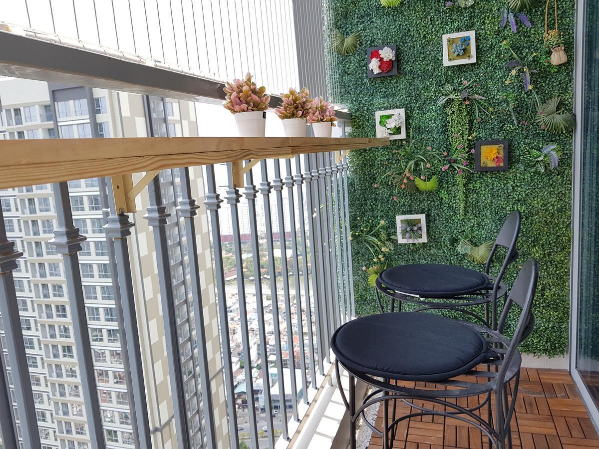 The Berry Vinhomes Luxury Apartments Ho Chi Minh City Bagian luar foto